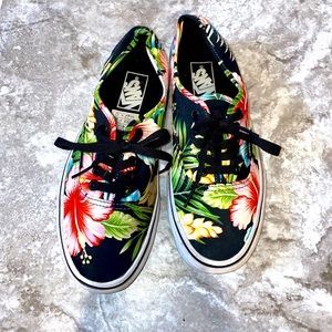 Tropical Print Low-Cut Vans